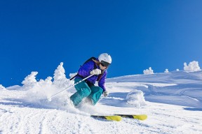 爱游戏中国官方登录入口网站-体育新闻中心启动体育领域AI语言生成模型训练计划，体育新闻语言的特点