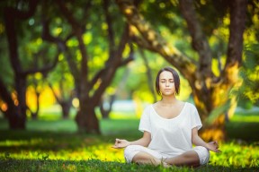 爱游戏体育平台-五大联赛积分榜变化频率是否与战术转型同步，五大联赛积分最高纪录